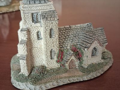 David Winter Collectible Cottage