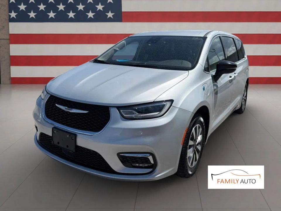 2024 Chrysler Pacifica Plug-In Hybrid Select