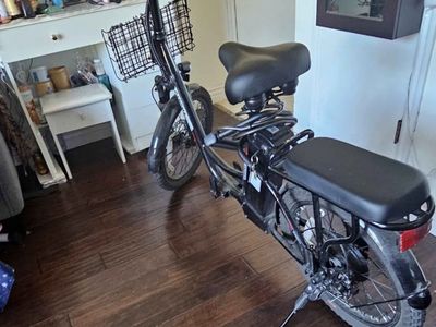 Caroma electric bike