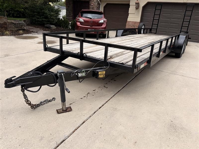 Utility Trailer tandem axle for sale