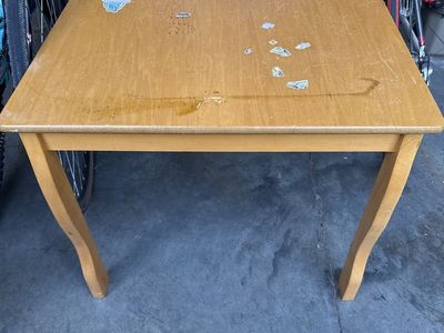 Free kids table