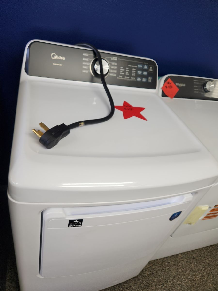 BEAUTIFUL BRAND NEW! MIDEA TOPLOAD ELECTRIC DRYER