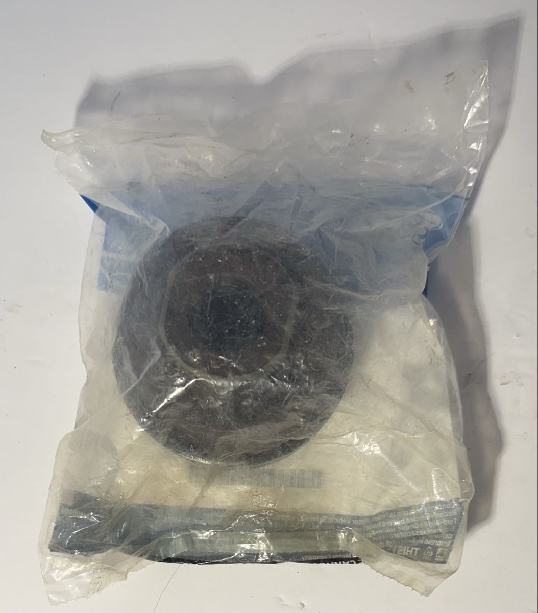 Main image 3