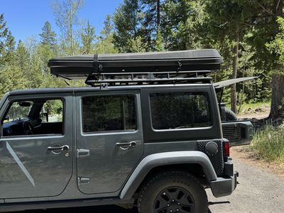 Roof Top Hard Shell Tent and Accessories - Off-Road Ready
