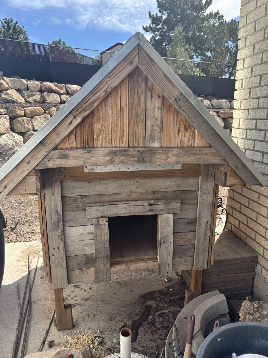 Wooden Chicken or Duck Coop with Titanium Steel Roof (5'W x 4'D x 66"T)