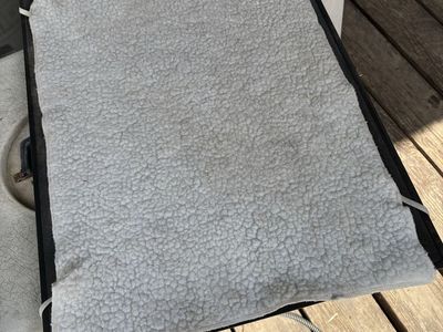 Farm Innovators Heated Pet Mat HM-80M - Outdoor/Indoor 120V/70W Warm Pet Bed