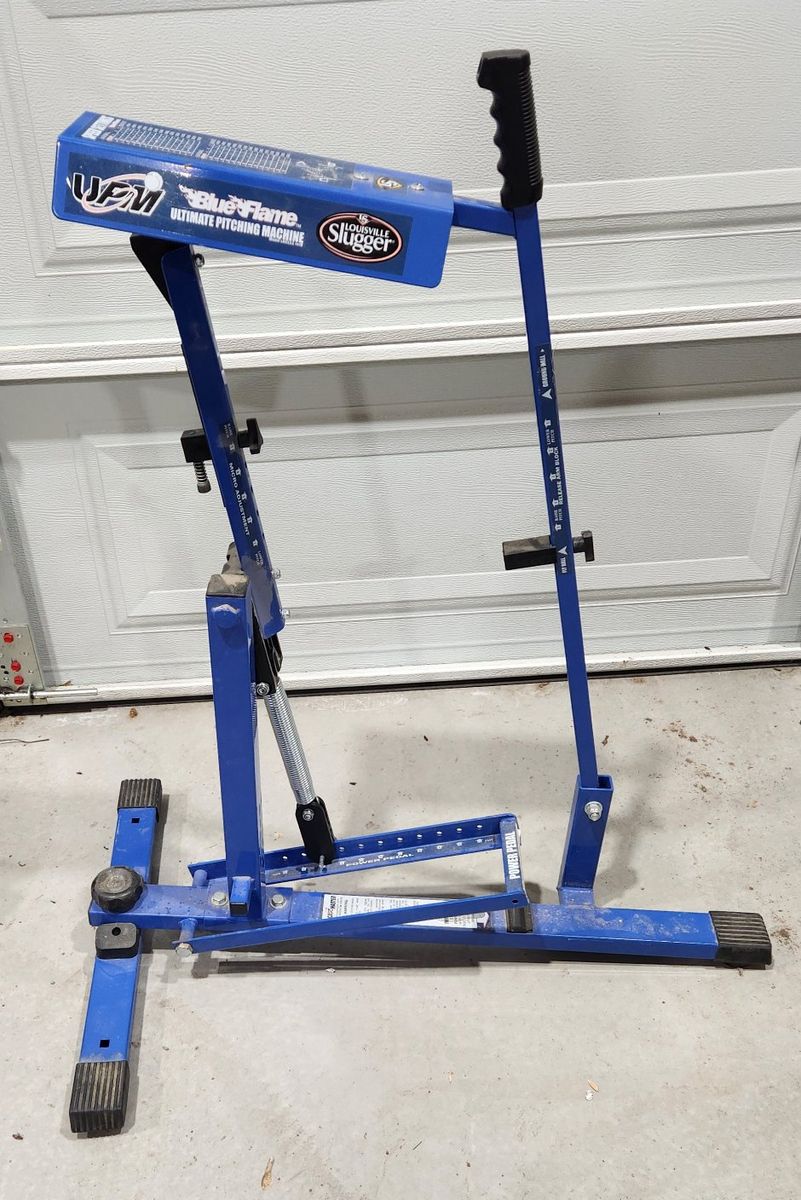 Louisville Slugger Baseball Pitching Machine