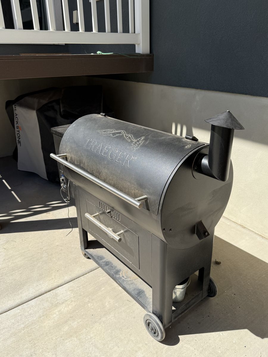 Traeger Century 34 Pellet Grill