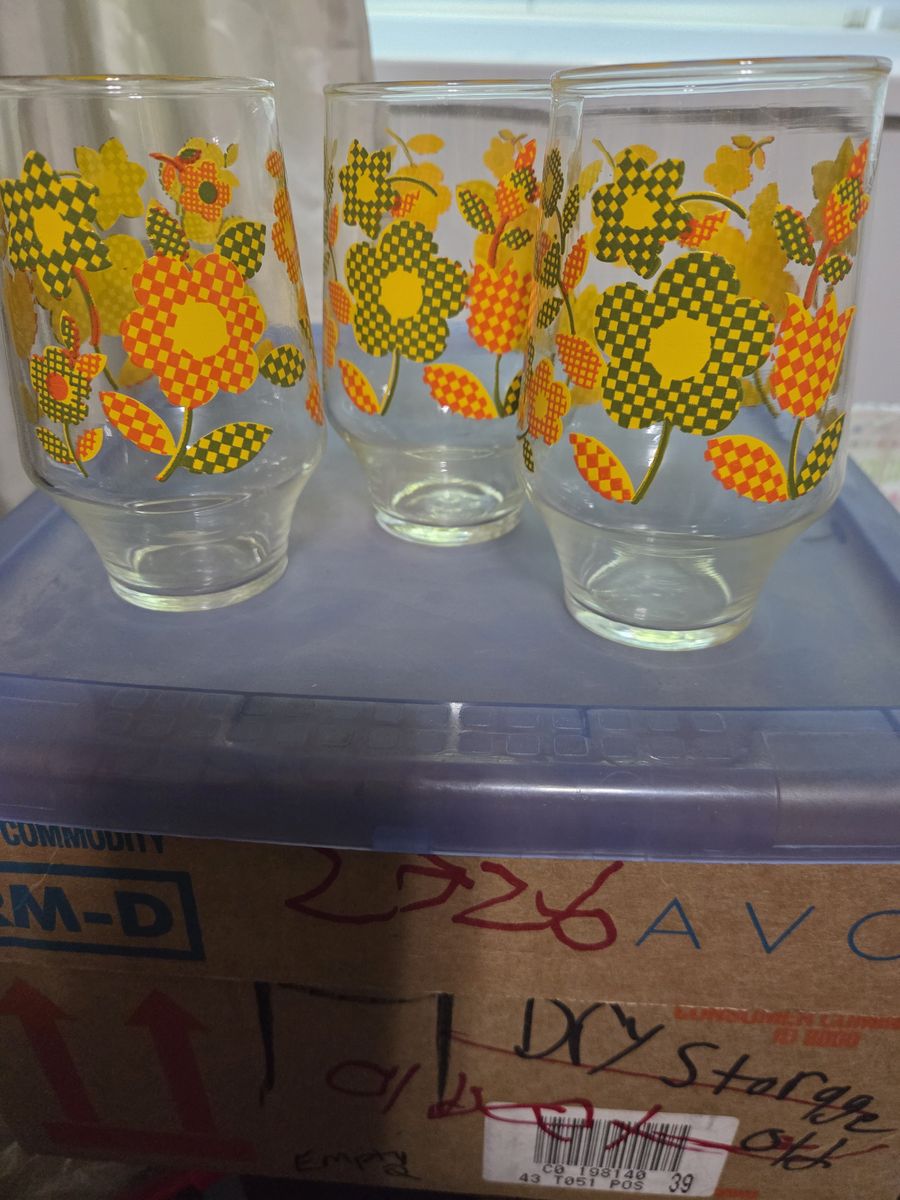 Vintage 1970 Floral Checkerboard Drinking Glasses Set of Three