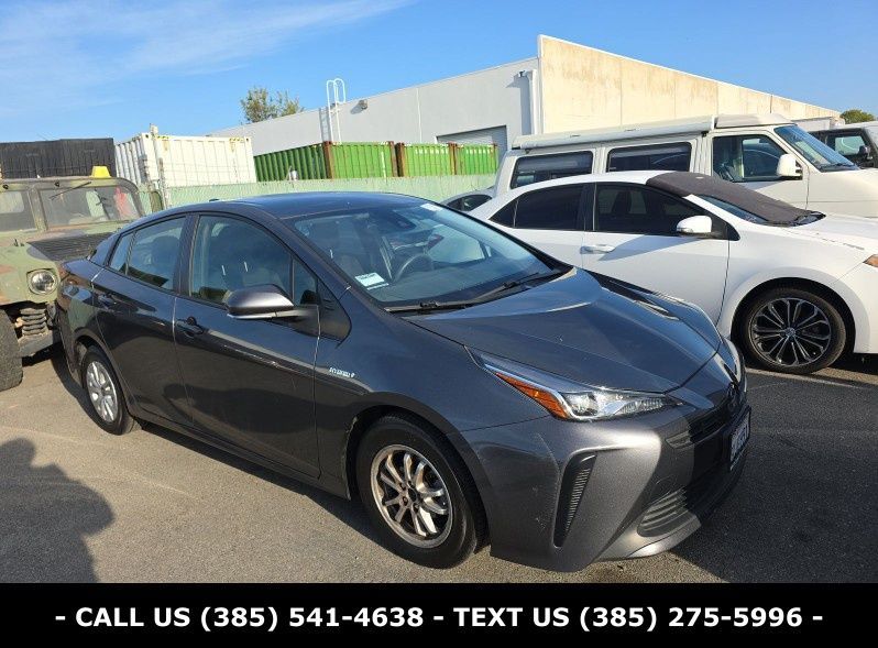 2021 Toyota Prius L Eco