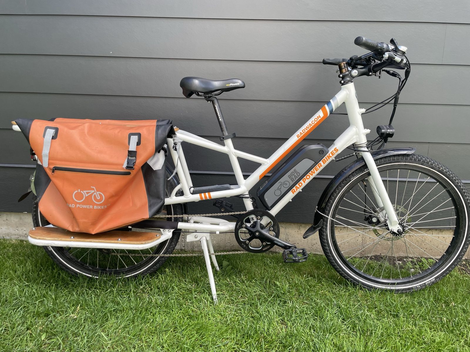 Rad Power Bikes RadWagon Electric Cargo Bike White