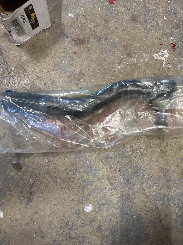 99-05 Ford F250 New Steering Tie Rod End