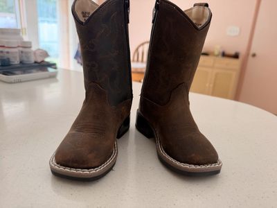 Toddler boots