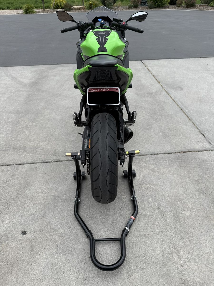 2023 Kawasaki Ninja 650 KRT 