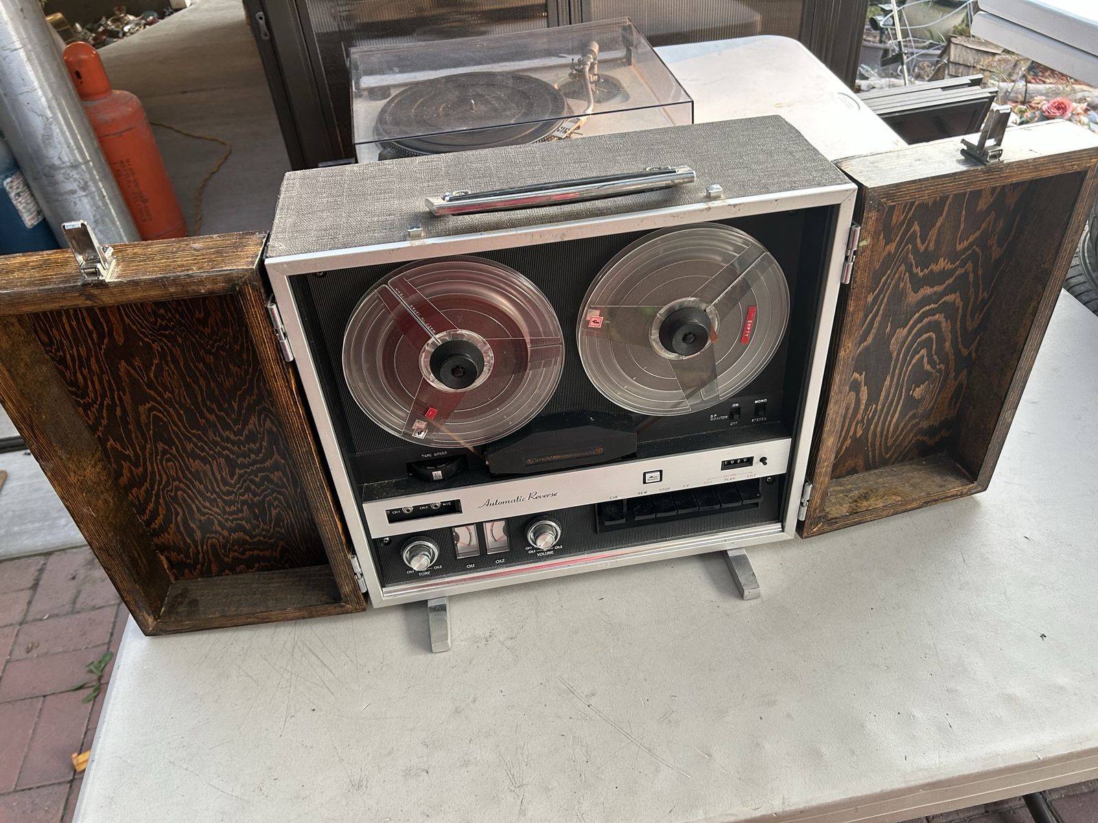 Vintage J.C. Penney Model 6237 reel-to-reel tape recorder, works