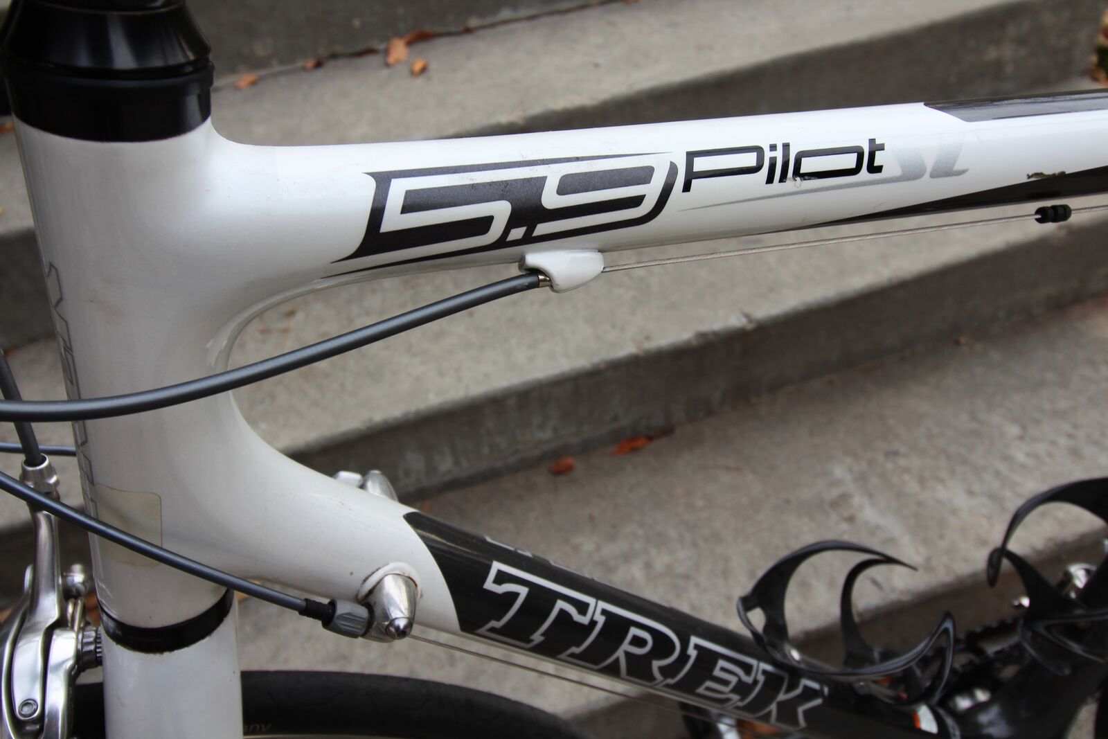 Trek 5.9 SL Pilot - full Carbon - Dura Ace group - 56cm / Large frame - Dura Ace pedals