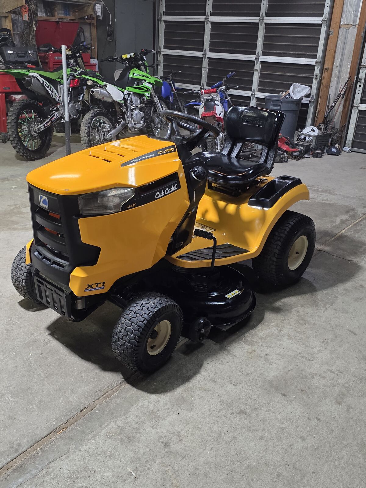 Cub cadet XT1