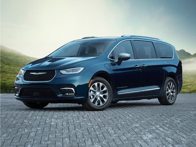 2023 Chrysler Pacifica Plug-In Hybrid Pinnacle