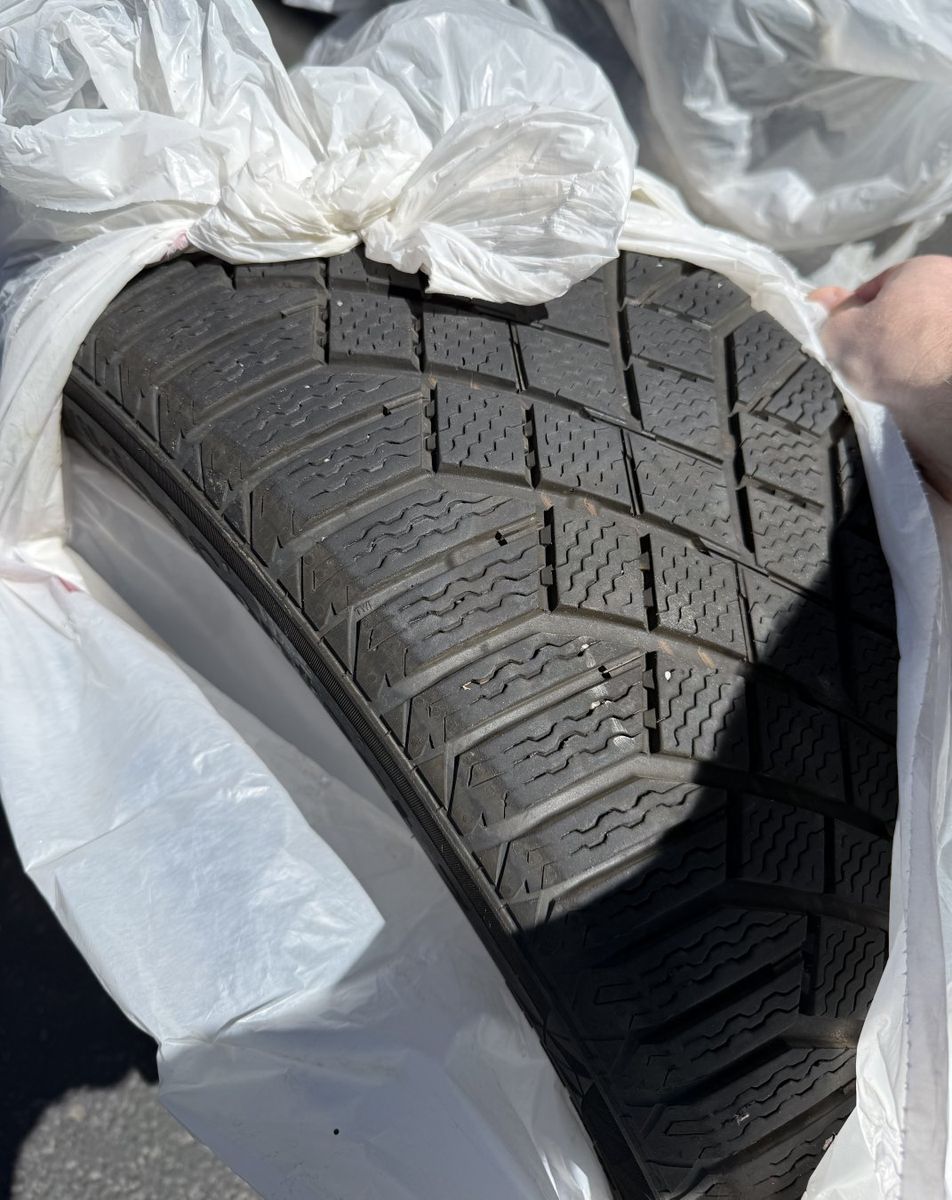 Continental Viking Contact 3PMSF all terrain tires