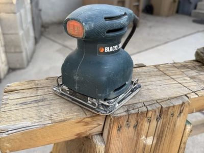Black & Decker FS500 Type 1 Corded 1/4 Sheet Finishing Sander 120V 1.8A