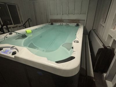 2020 Cal spa model F1325 Hottub Jacuzzi