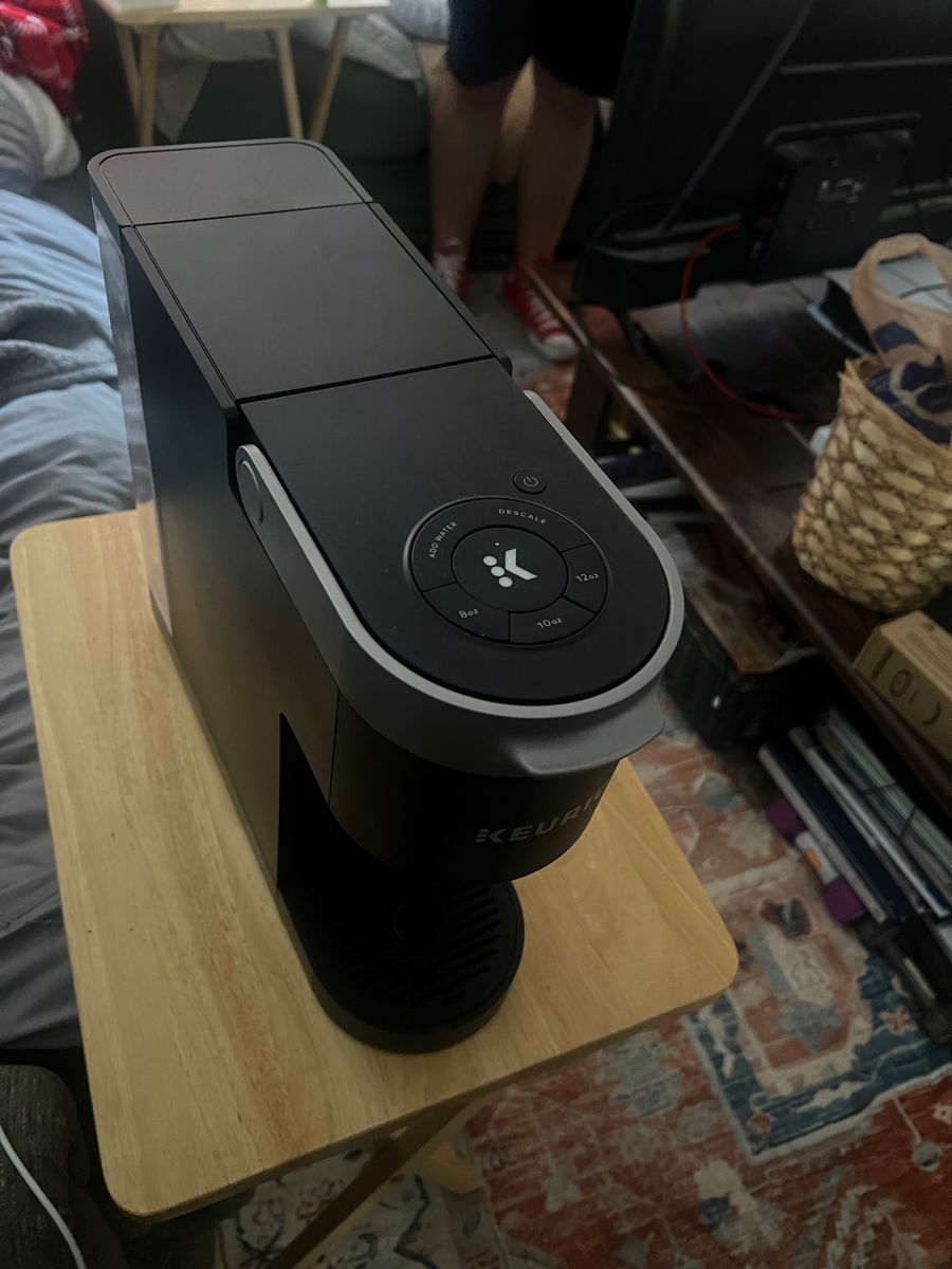 Keurig Coffee Maker with coffee pods