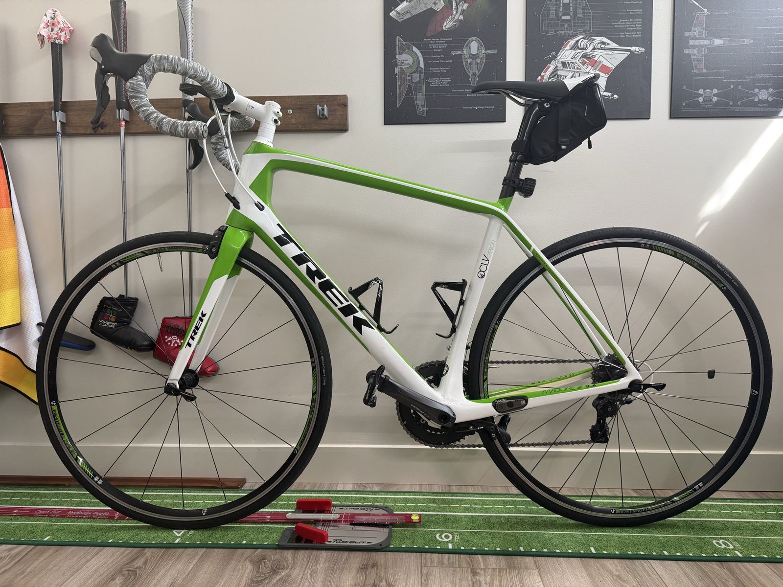 Trek Madone 5.2 OCLV Carbon Road Bike Green/White