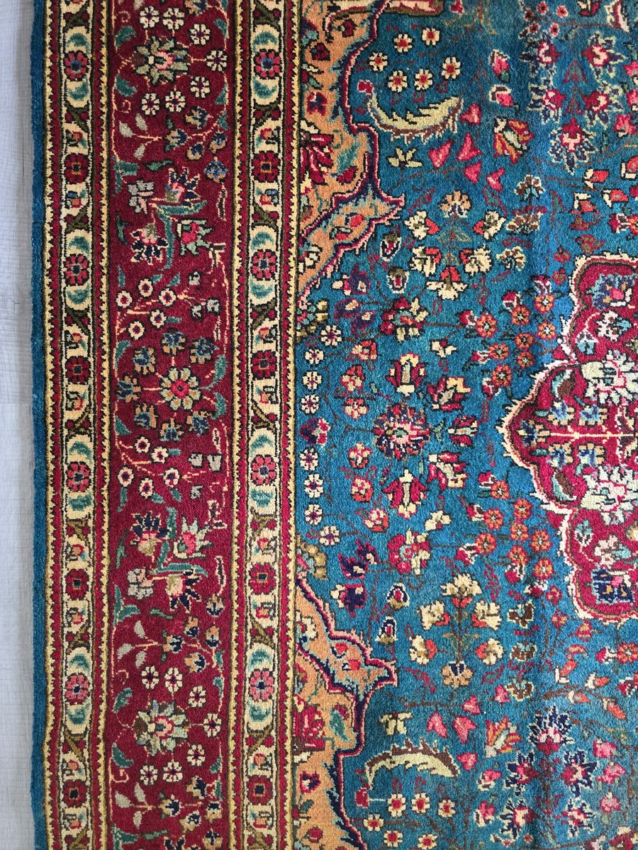 Main image 4