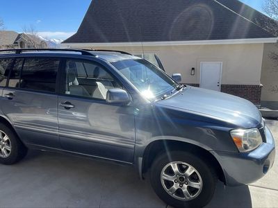 2007 TOYOTA HIGHLANDER Base