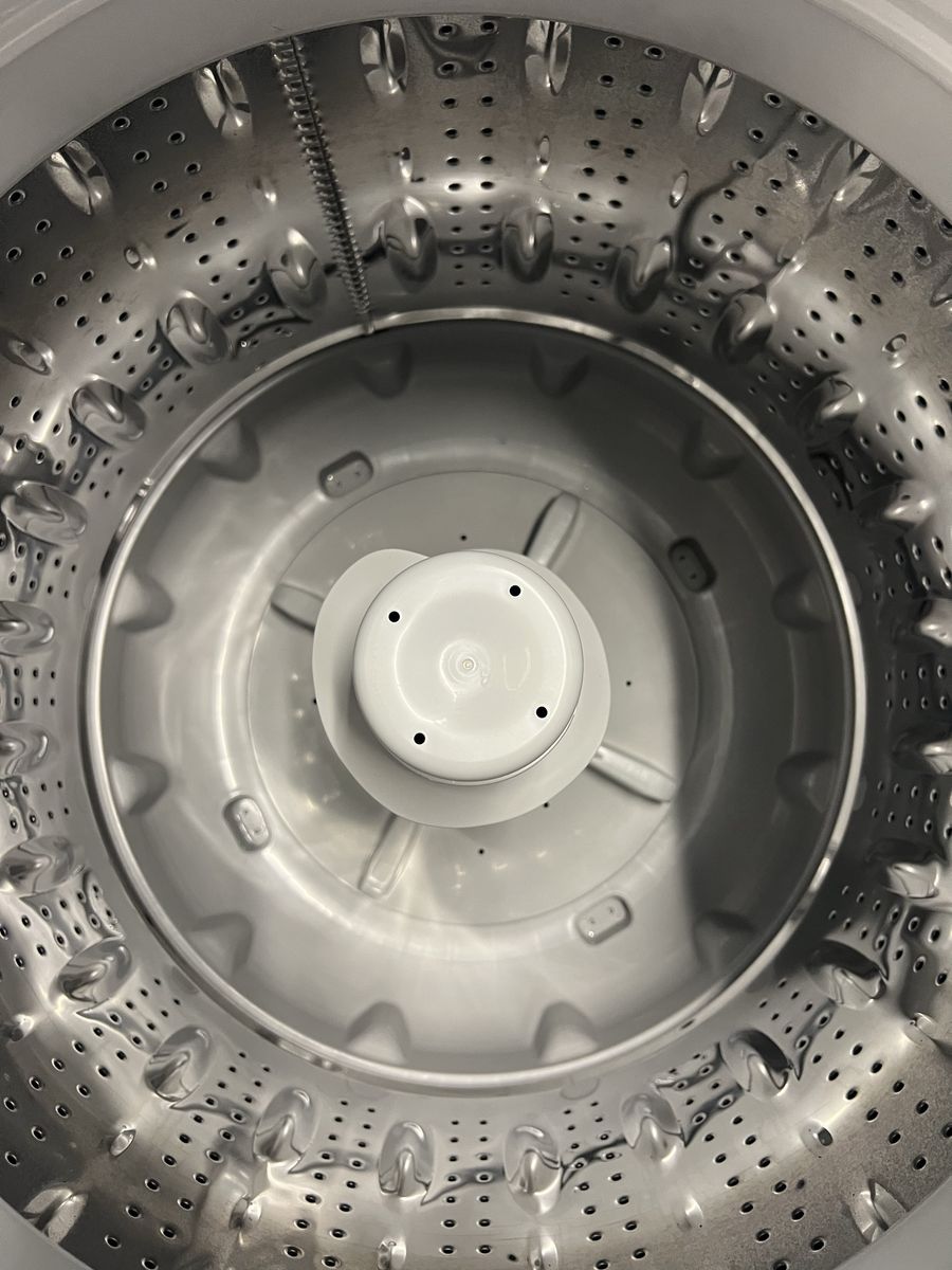 Main image 6