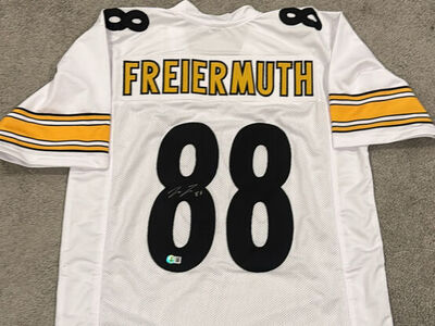 Pat Freiermuth Autographed Jersey