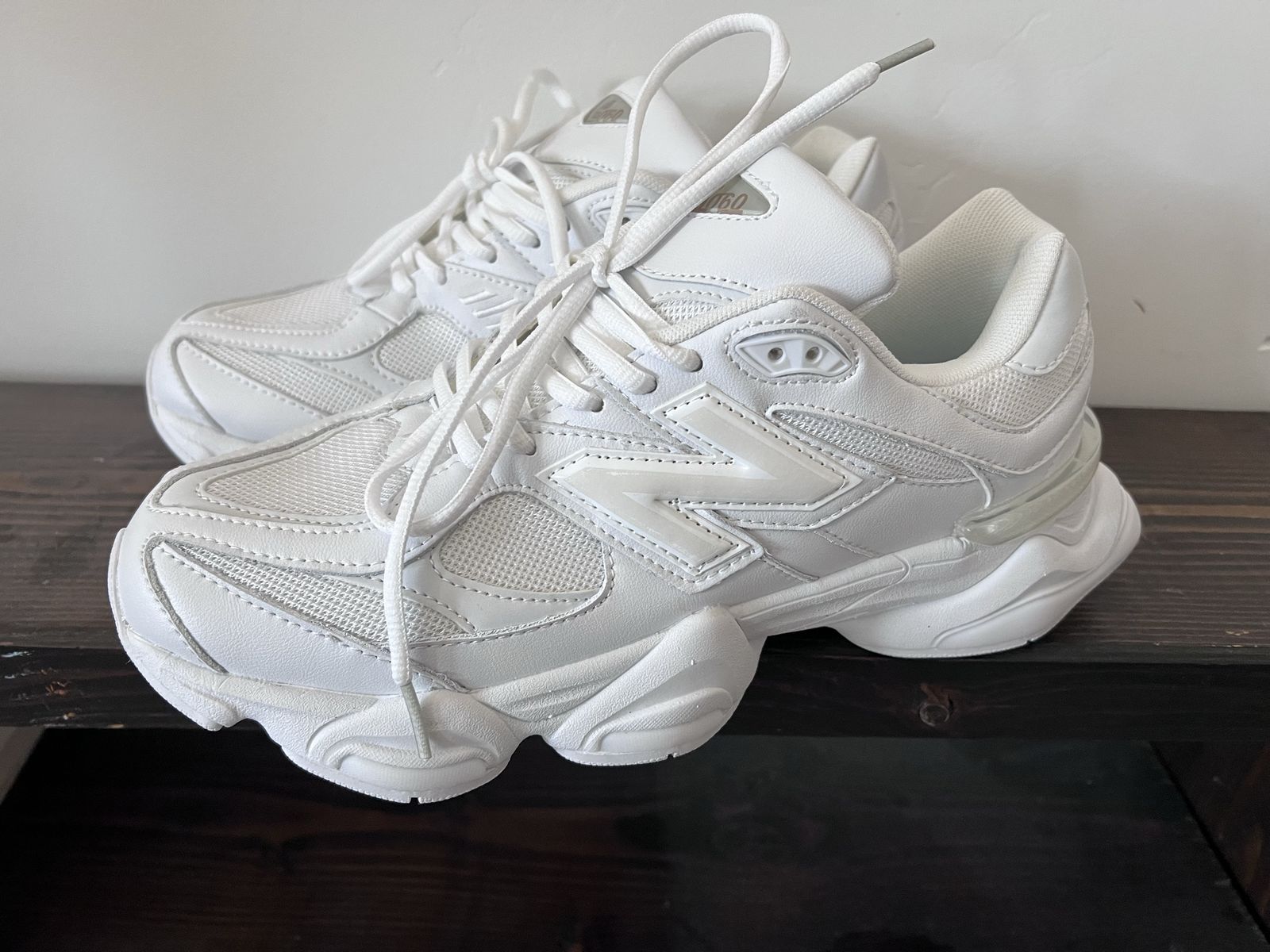 New Balance 9060 size 10.5