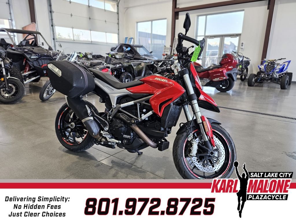 2016 Ducati Hypermotard 939 Red