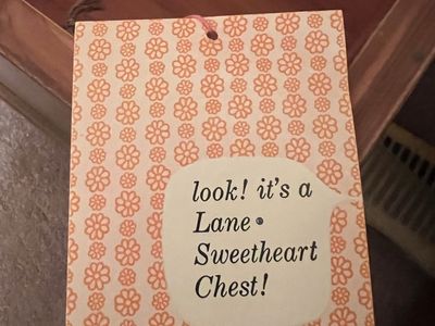 Lane Sweetheart Cedar Chest – Altavista, Virginia