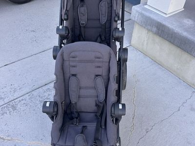 City Select Lux Double Stroller