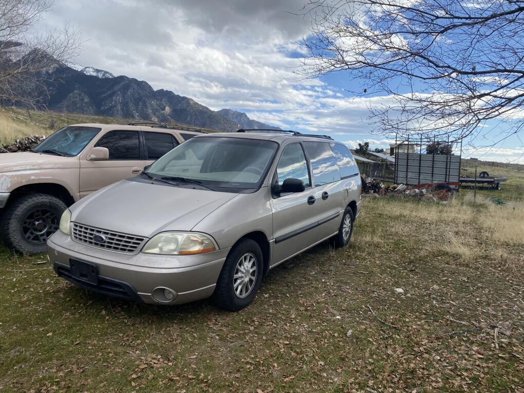 2002 FORD WINDSTAR LX