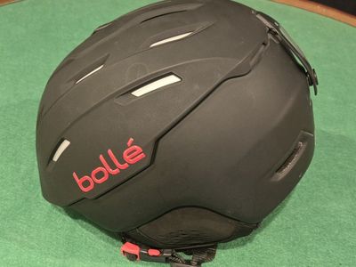 Bollé Ski Snowboard Helmet Matte Black Size XL (60-62cm) Adjustable Venting