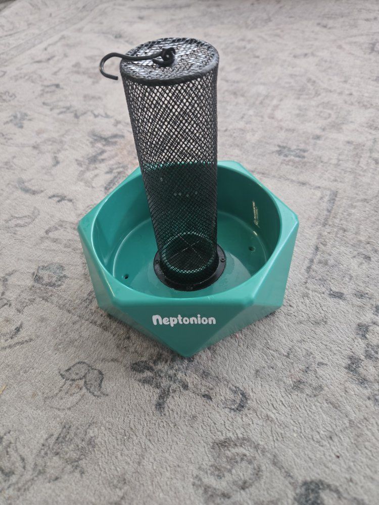 neptonion reptile feeder