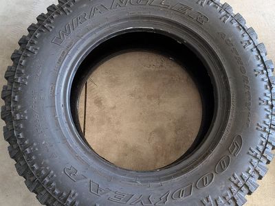 (2) LT265/70R17 Goodyear Wrangler Authority AT