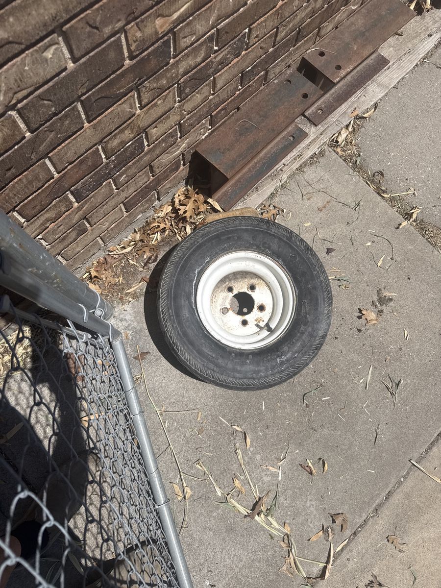 Snowmobile trailer tire 20.5x8r10