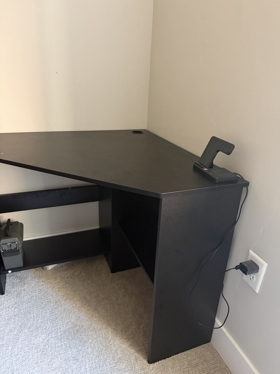 Main image 4