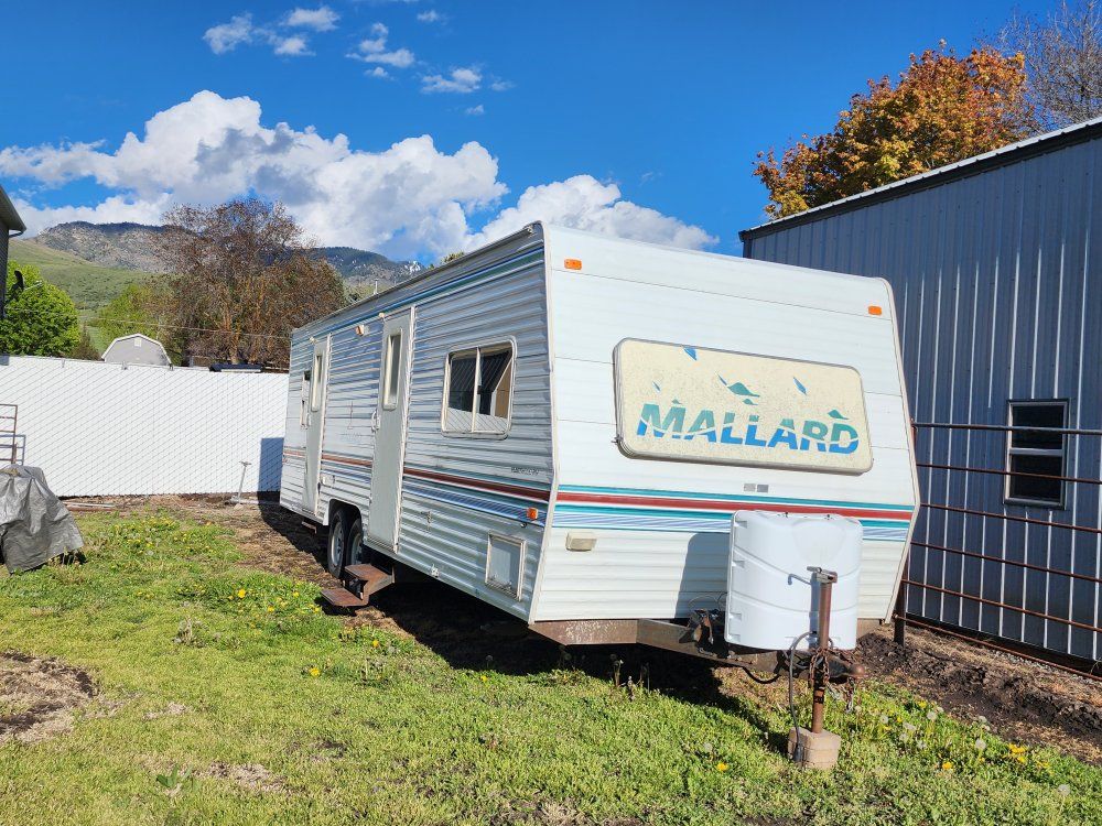 2000 GoodToGo Fleetwood trailer