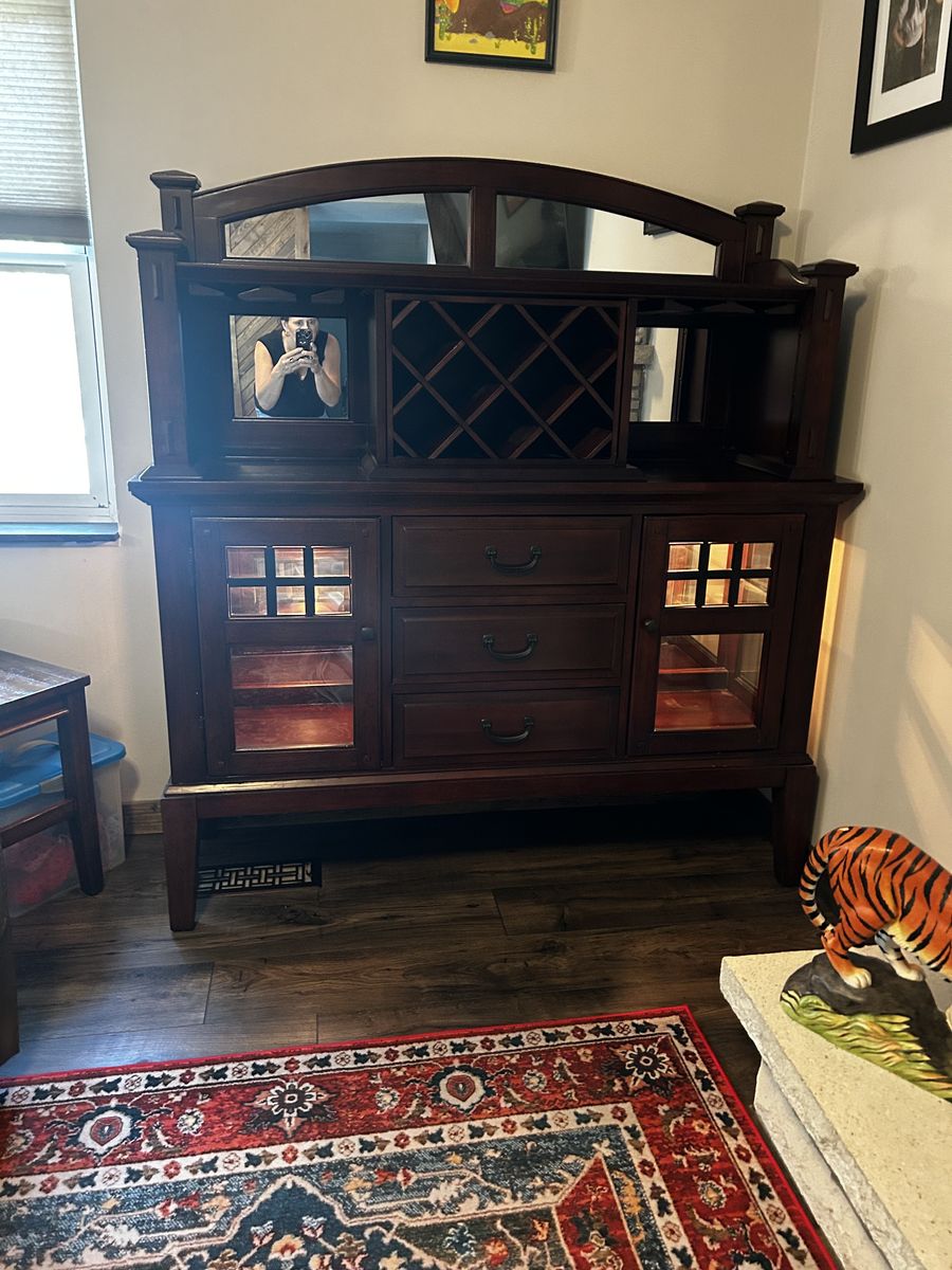 Sideboard