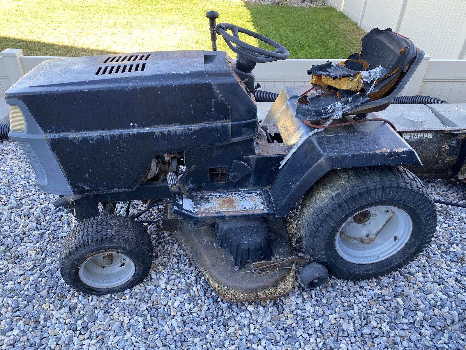 Craftsman LT1000 42" Lawn Tractor - Needs Flywheel & Seat, Tiller Engine Seized
