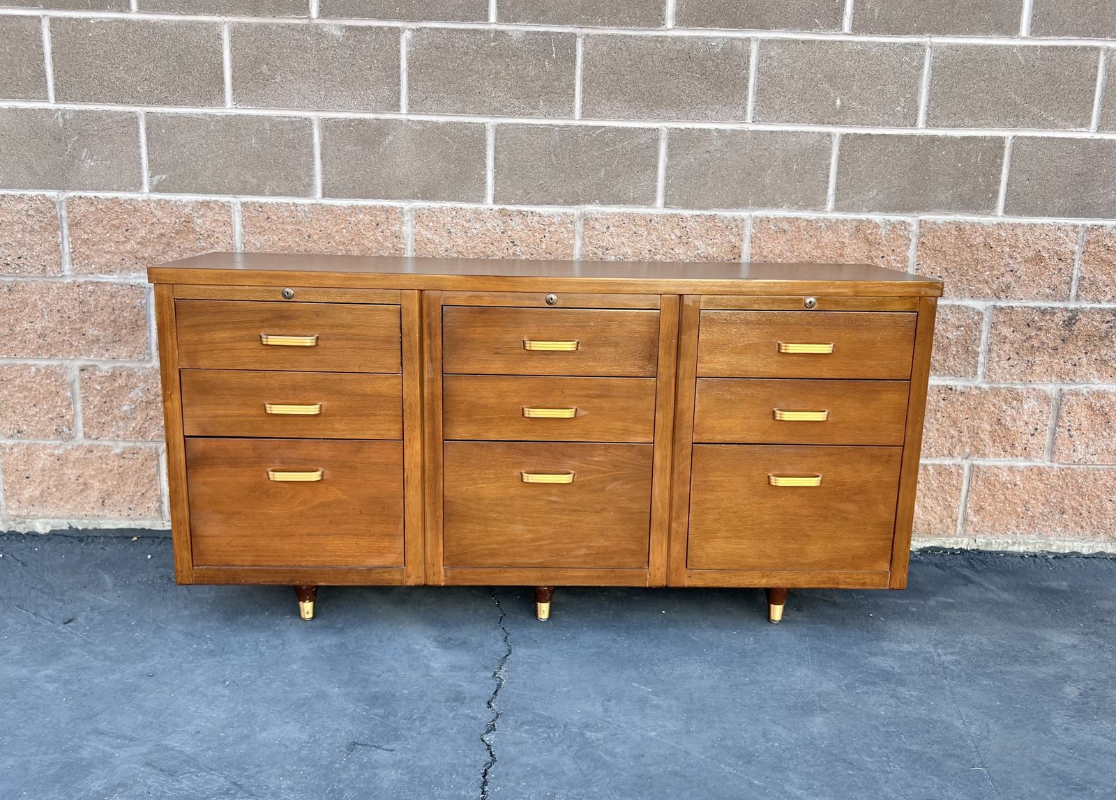 Mid Century Modern Credenza TV Console Cabinet