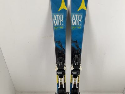 Atomic Junior's Vantage w/ Atomic EzyTrak Demo Bindings