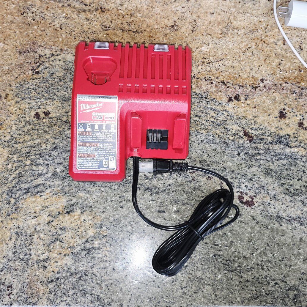 Milwaukee charger M12 M18 battery charger