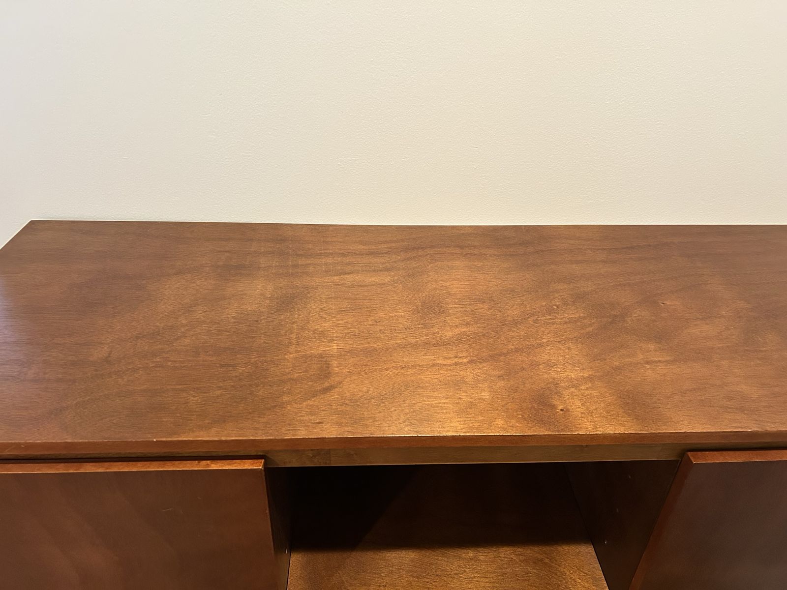 Main image 4