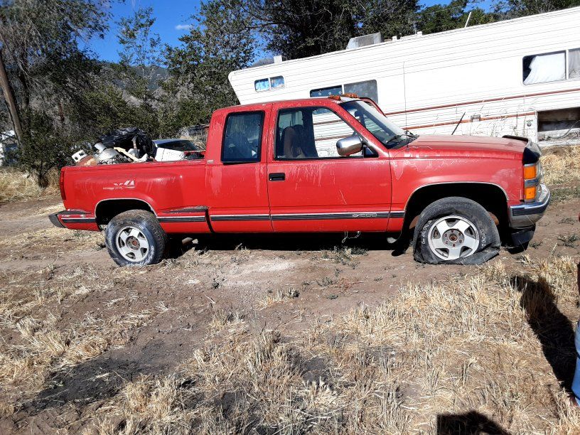 1994 Chevy truck club cab V8