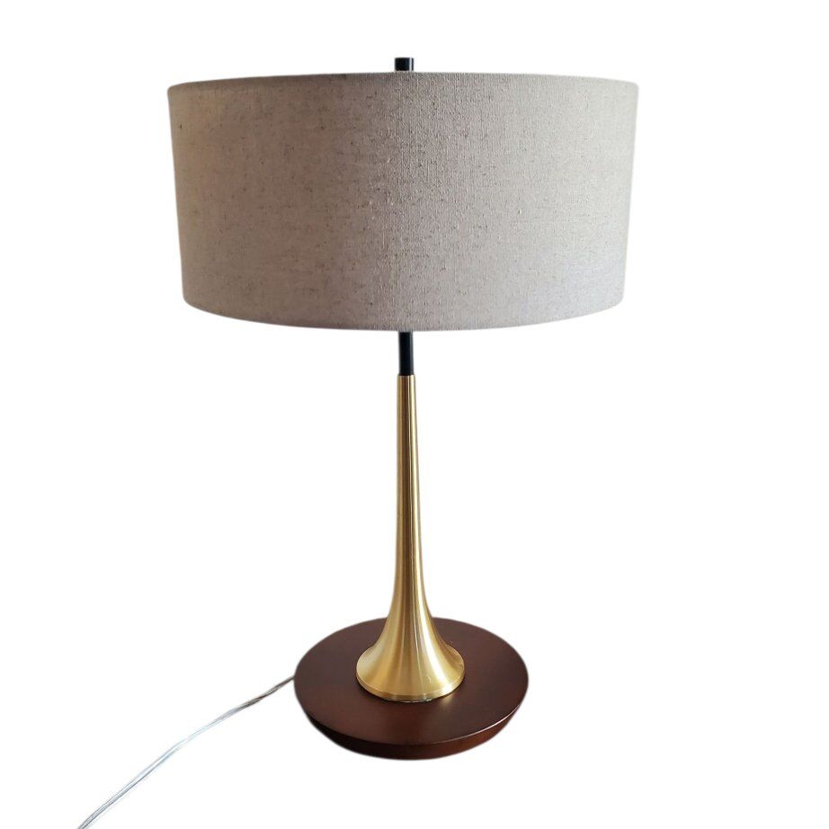 Stunning Modern Lamp